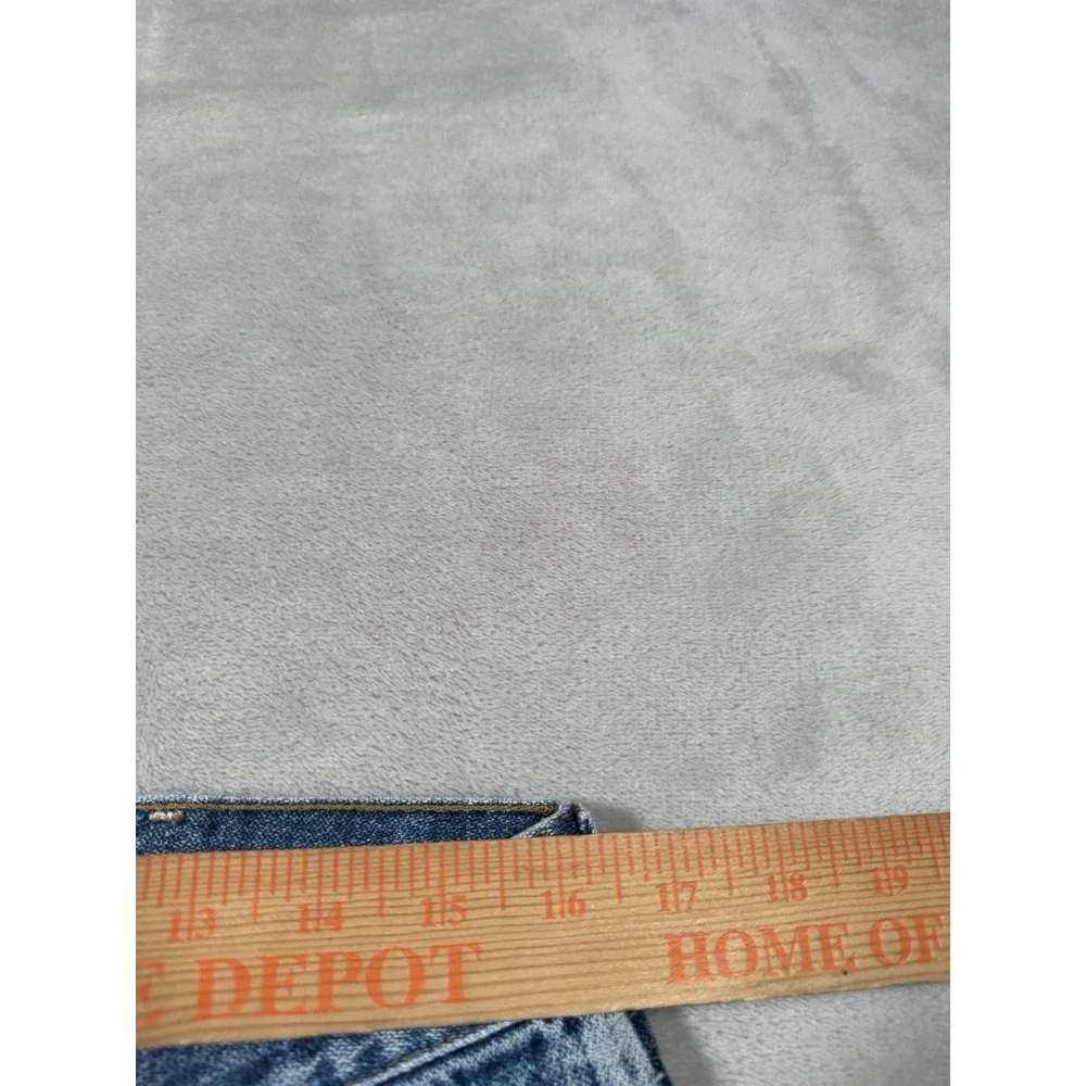 Vintage Wrangler 13mwz Jeans Size 32x34 Faded Distressed MADE IN USA